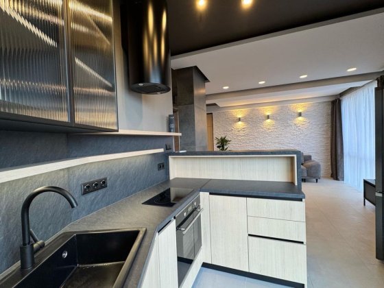 Оренда 1.5 квартира в Новобудові у самому центрі міста! Другетів Ужгород