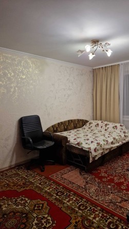 Сдам светлую,чистую,уютную однокомнатную квартиру в районе Мытница. - фото 1