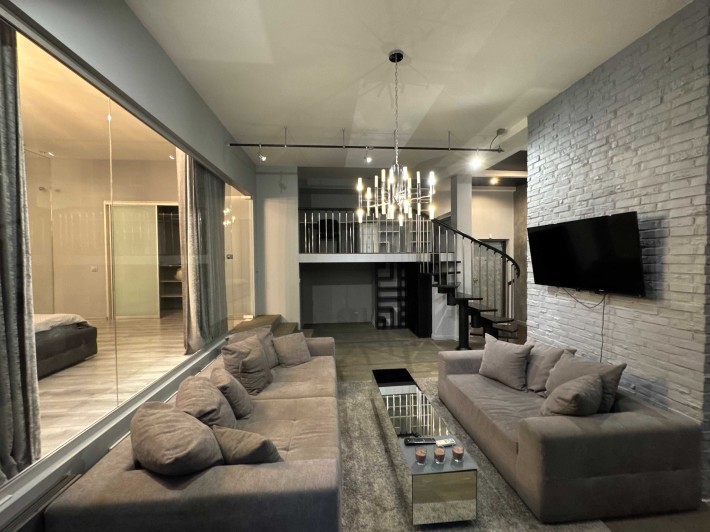 Довгострокова оренда квартири Київ. Андріївський Узвіз 2-Б Контрактова - фото 1