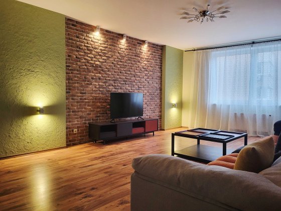 Аренда житла, довгострокова. Раїси Окіпної 10