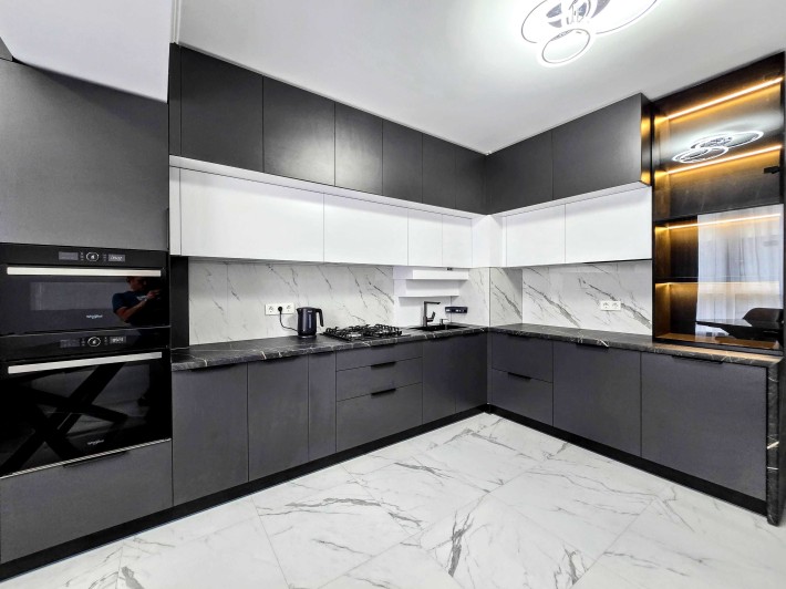 Здається 1 кімнатна "НОВОБУДОВА" вул.ШУХЕВИЧА (McDonald's, ТЦ Майдан) - фото 1