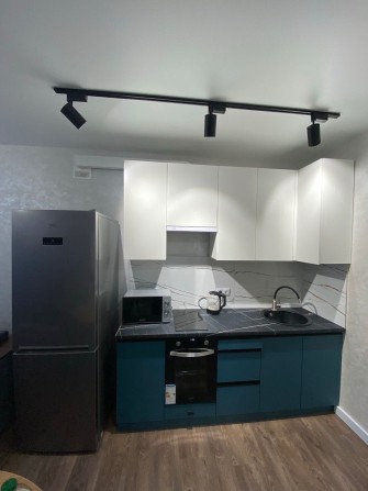 Здається 1,5 кім. напроти Макдональдсу, світло не вимикають - фото 1