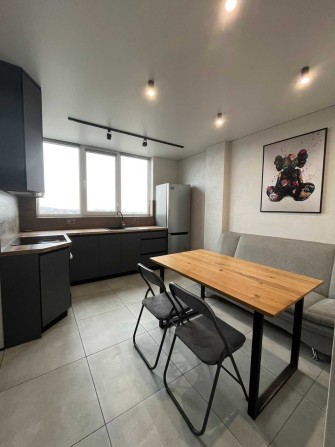 Видова 1 кімнатна квартира в оренду біля ТЦ «Плазма». - фото 1