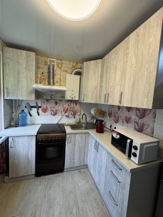 Здам 2х-кімнатну квартиру.Меблі,техніка.Світло не вимикають - фото 1