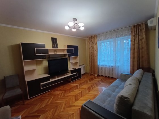 Сдам однокомнатную квартиру район Седова Черкассы