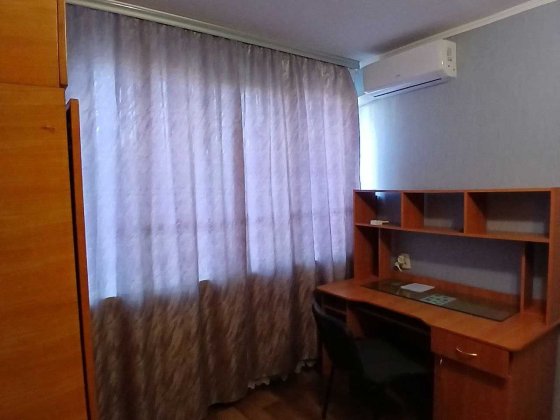 Квартира поруч з метро Деміївська Киев