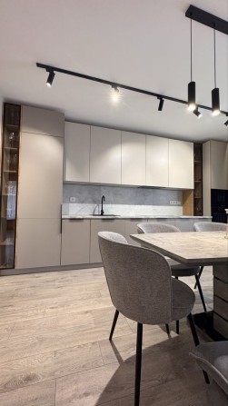 Оренда 2 кімнатної West Towers - фото 1