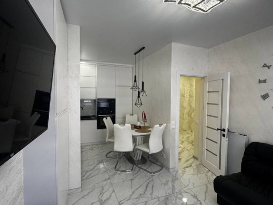 Здається 2 кімнатна квартира новобудова Черновцы