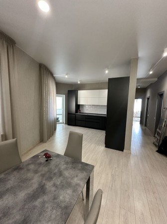 Генератор. Без комісіі. Оренда 3х кімнатноі квартири парк Наталка. - фото 1