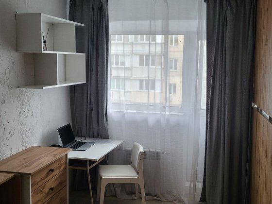 Оренда 1к квартира м.Харківська/м.Вирлиця після ремонту від власника