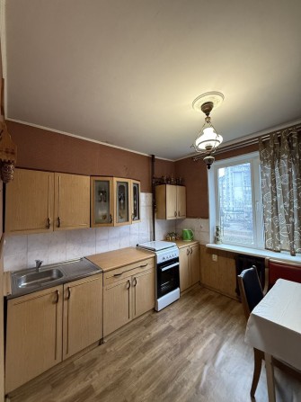 Оренда двокімнатної квартири на Митниці по вул. Припортова - фото 1