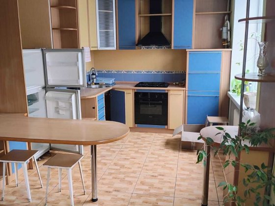 Ореда чудової чотирьохкімнатної квартири в центрі міста Черкассы