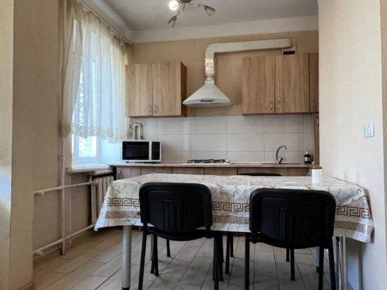 3к студіо 55м2 вул. Волинська Севастопольска площа 10хв