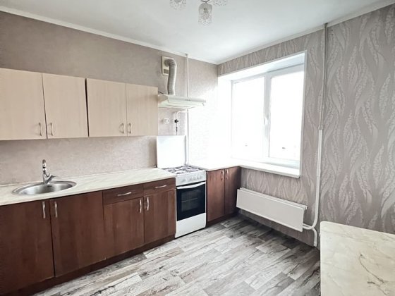 ЗДАМ гарну 1 кім.кв кв.  ЦЕНТР Хрещатик -Сіті 10000грн. Черкассы