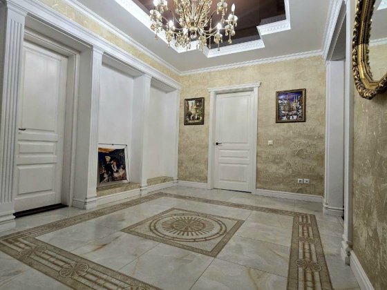 ОРЕНДА! Велика 2-кімнатна новобудова 90 м² на Героїв Майдану Черновцы