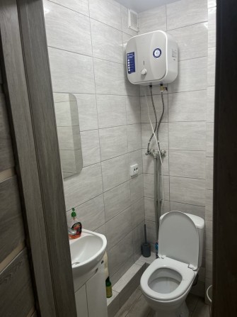 Сдам приміщення 2к квартиру - фото 1