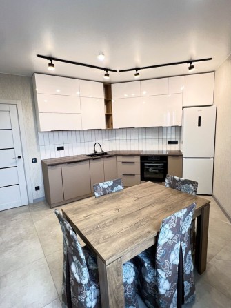 Здається Нова повеоцінна 2х кім. кв. в ЖК »Парковий Квартал» - фото 1