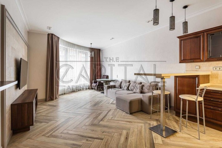 ТЕРМІНОВО Оренда квартири і паркінг ЖК Парк-холл Печерськ - фото 1