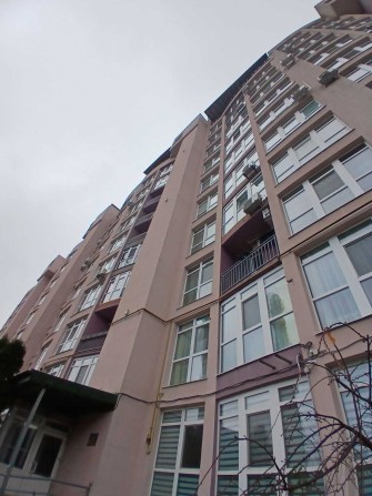 Здається 
ЧЕРНІВЦІ
1 км + кухня-студія  
Вулиця Буковинська - фото 1