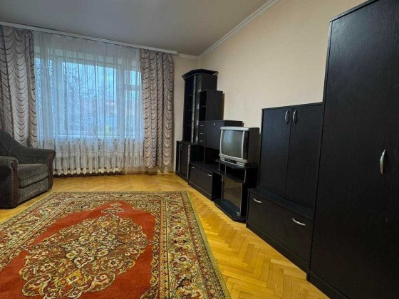 Здається 2 кімнатна квартира по вулиці Ентузіастів Чернівці