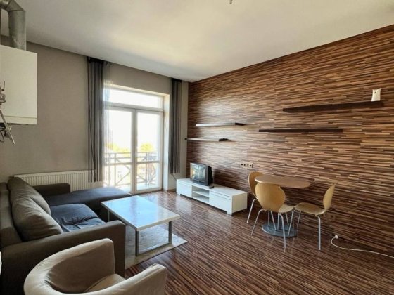 ЦЕНТР! Здам НОВОБУДОВУ (КУХНЯ-СТУДіЯ+СПАЛЬНя), Богдана Хмельницького Чернівці