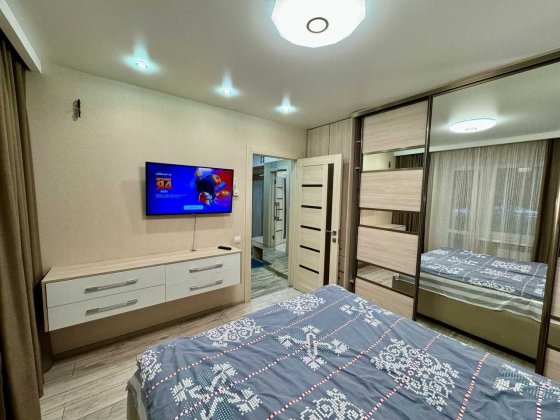 Без тварин 2к Смолича 2. Перша здача, закрита територія Киев