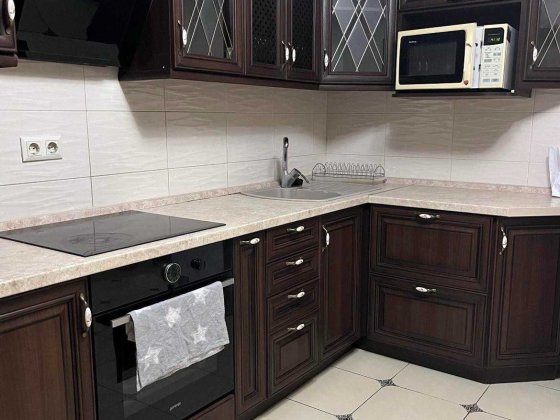 Пропонуємо до  оренди 2 кім квартиру по Шевченка Черкаси