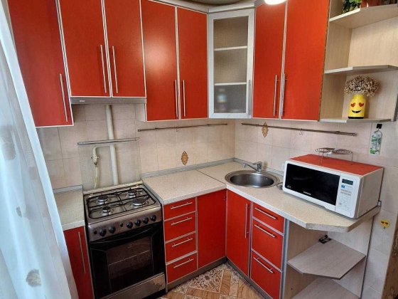 Здам 2 кімнатну квартиру в центрі міста. Чернигов