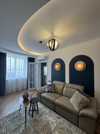 Оренда 3 кімнатної НОВОБУДОВИ біля Майдану - фото 1