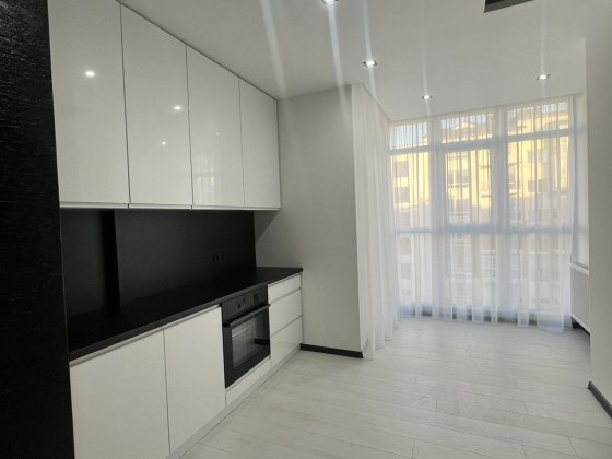 Оренда  2кн перша здача ,р-н Майдану -Щербанюка. Чернівці