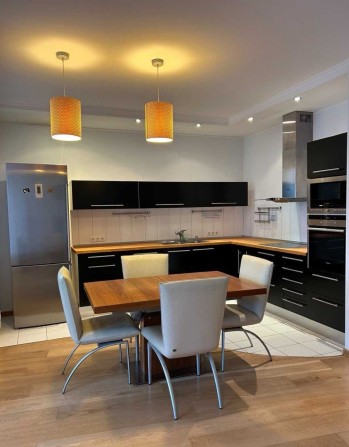 Простора та світла квартира - фото 1