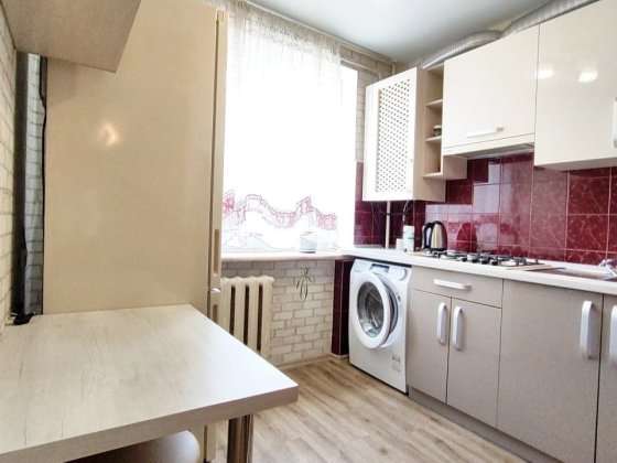 Здам 2 х кімнатну квартиру біля Болдиної гори Чернигов