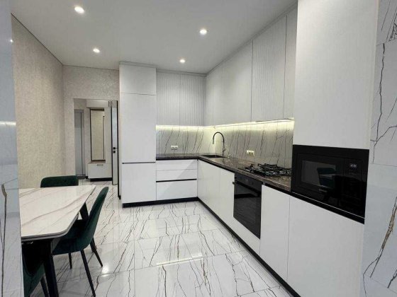 Оренда видової квартири ЖК "Сімейний Люкс" Черкассы