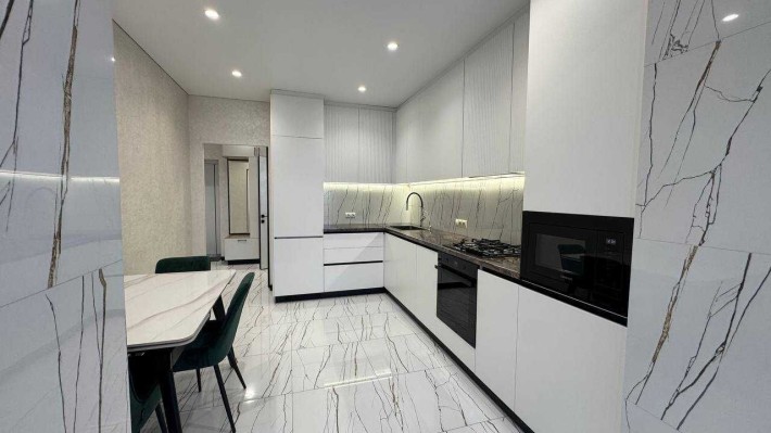 Оренда видової квартири ЖК "Сімейний Люкс" - фото 1