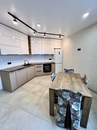 Сдам нову 2 кім.кв. в новому ЖК Другий Парковий, ПЗР - фото 1