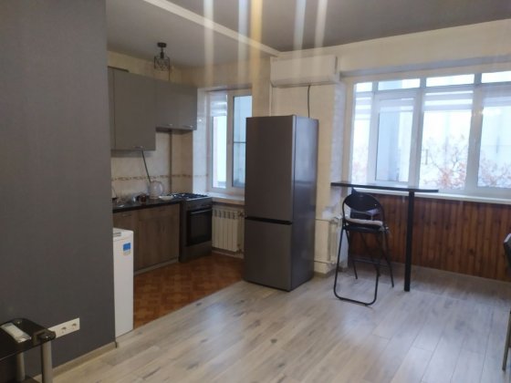 Оренда однокімнатна квартира Набережно крещатицька 35 Киев