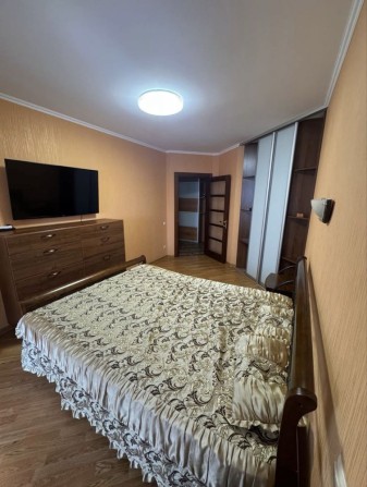 Вишукана 1 кмн велика квартира р-н Митниця - фото 1