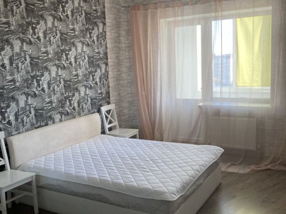 Центр Однокімнатна(евро двушка) з автономкою. Чернигов