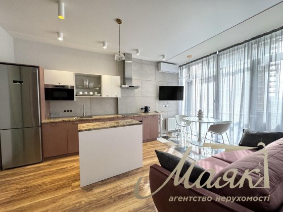 Инвертор Аренда квартиры Новопечерские Липки Драгомирова Верхогляда Київ