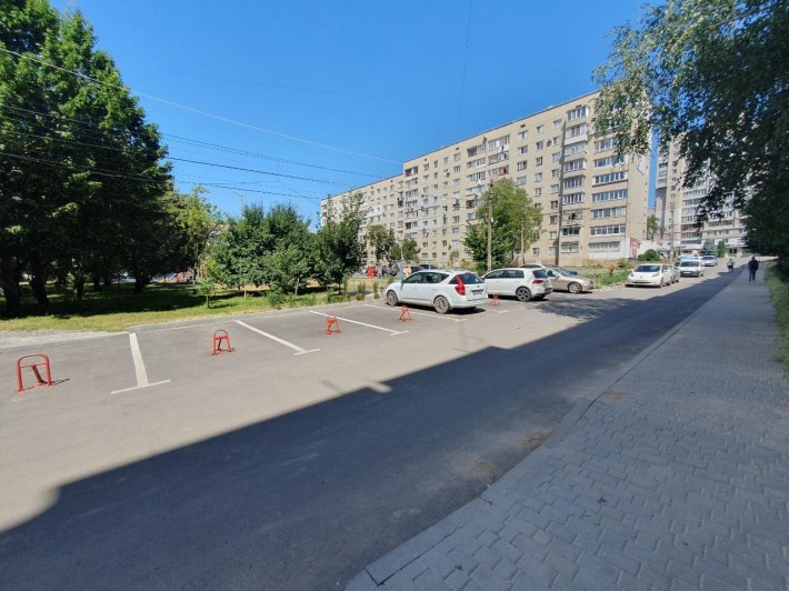 Здам в оренду  1 кімнатну квартиру .  Проспект Юності. - фото 1