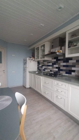 Снимите трехкомнатную квартиру Центр, парк Шевченко - фото 1