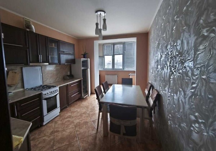 Оренда 2к квартири на Келецькій - фото 1