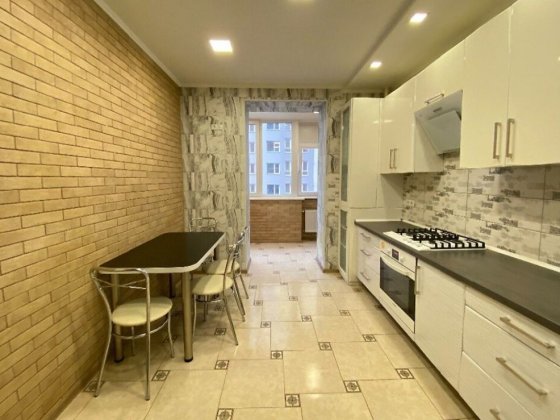 Здається квартира в новому ЖК на Замості з АГВ, ремонтом! Винница