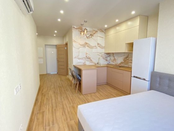 Хозяйка без комиссии! Уютная студия возле метро Славутич ЖК Ривьера Киев