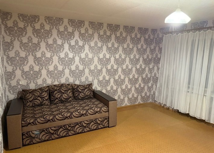 Сдам 3-к квартиру для бригады рабочих угол Калиновая Слобожанский - фото 1