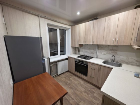 Аренда 2к квартиры с ремонтом,  12 квартал Днепр