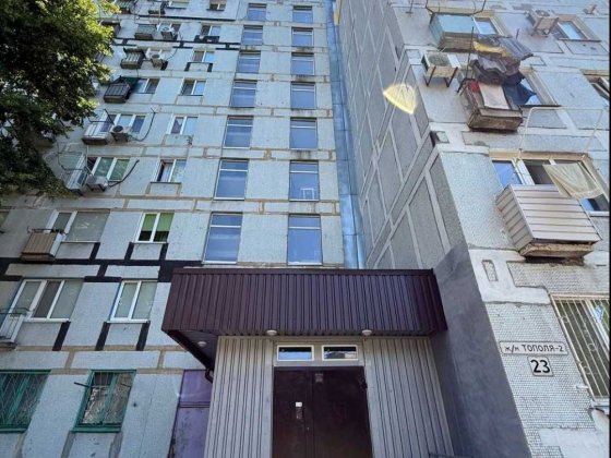 Сдам 1 комнатную квартиру на ж/м Тополь 2 возле Сельпо. Дніпро