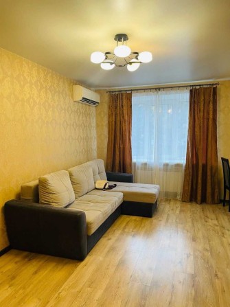 Сдам 2х комнатную квартиру на проспекте Науки, 133 - фото 1