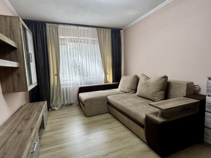 Оренда 3 кімнатноі квартири. 3 поверх. Курбаса 9 - фото 1