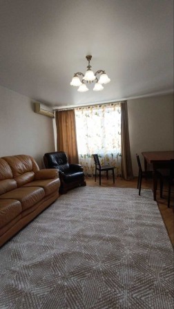 Сдам 2 комн квартиру в центре. - фото 1